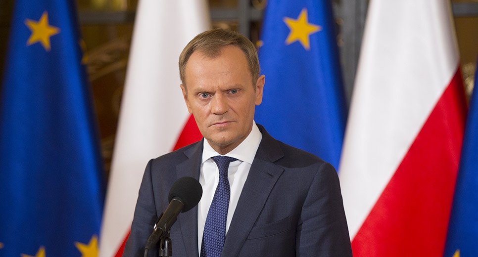 Donald Tusk regierte sieben Jahre als polnischer Ministerpräsident und ging 2014 als Präsident des Europäischen Rates nach Brüssel. Gegner der PiS hoffen auf seine Kandidatur bei der nächsten Präsidentschaftswahl 2020. / M. Smiarowski, KPRM  CC BY-NC-ND 2.0