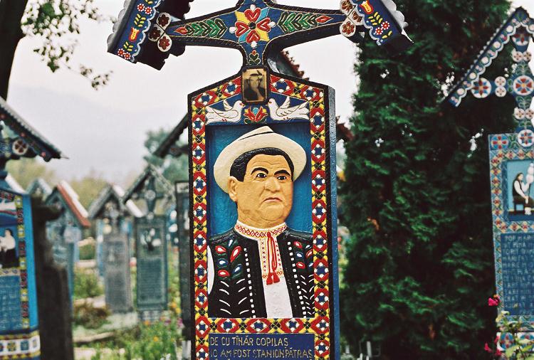 Das Grab Ion Stan Patras', dem Erfinder des "fröhlichen Friedhofs" / Dagmar Gester, n-ost