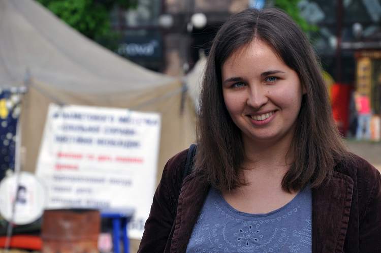 Die Kiewer Studentin Anastasia Hrynenko hat ihre Familie auf der Krim zuletzt eine Woche nach dem Krim-Referendum besucht / Olja Nedogoda, n-ost