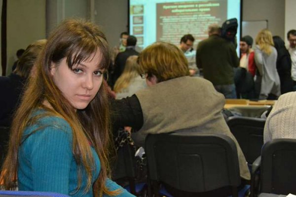 Tanja Makarowa beim Wahlbeobachter-Seminar von „Graschdanin Nabljudatel“ / Katrin Herms, n-ost