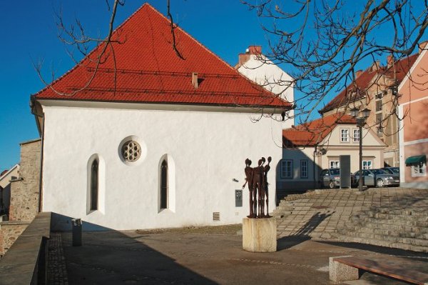 Die Synagoge in Maribor / Simon Riesche, n-ost