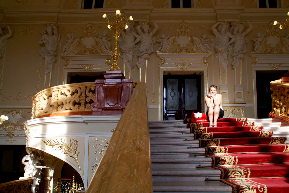 Brigitte Schulze in der Oper von Odessa / Brigitte Schulze, n-ost