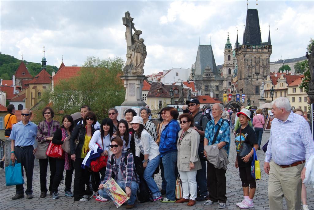 Touristen auf den Spuren der Korruption / Beate Franck, n-ost