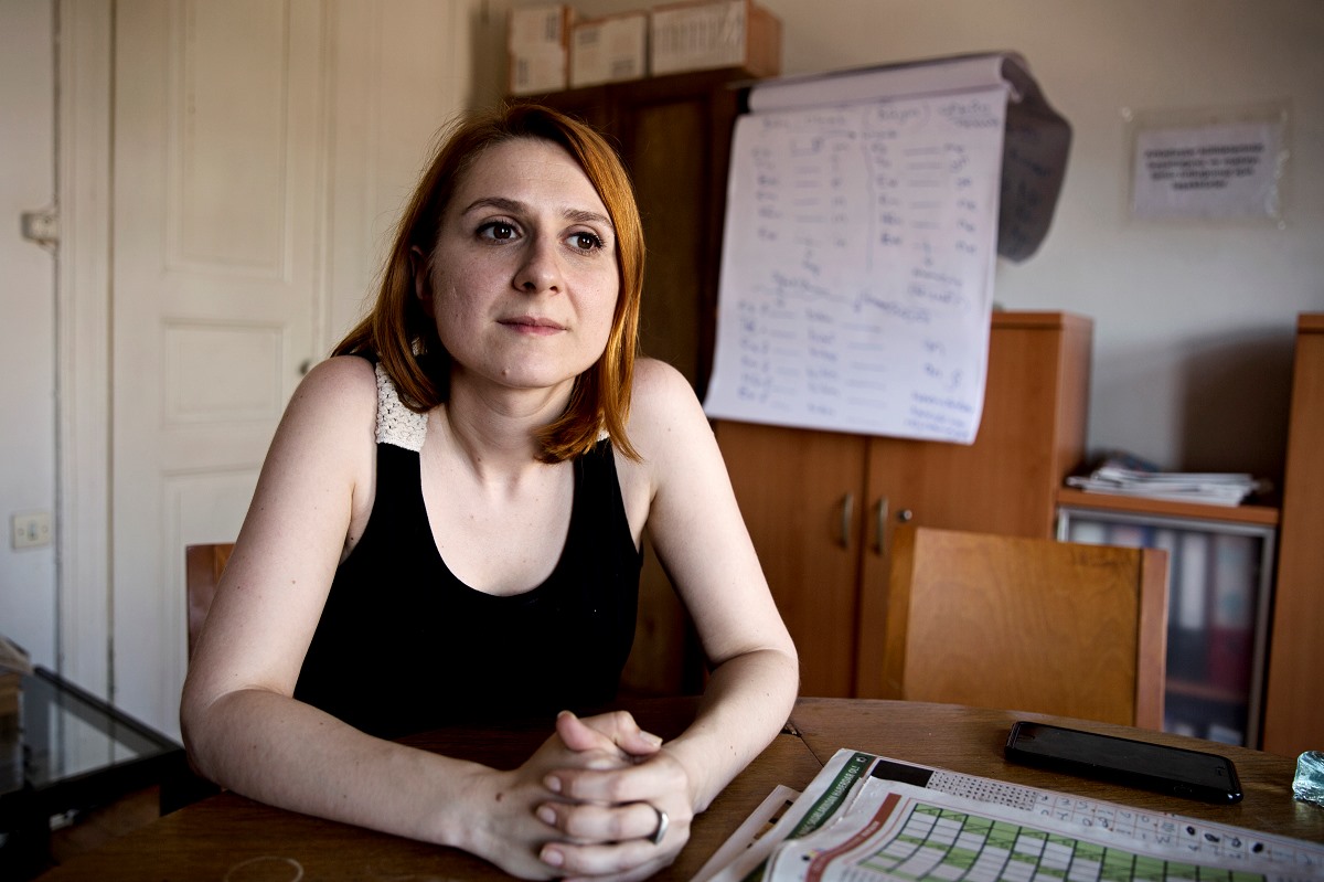 Selbstzensur, Drohungen und Haftstrafen prägen den Alltag von Reporterin Cicek Tahaoglu und ihren Kollegen in der Türkei. / Foto: Delizia Flaccavento, n-ost