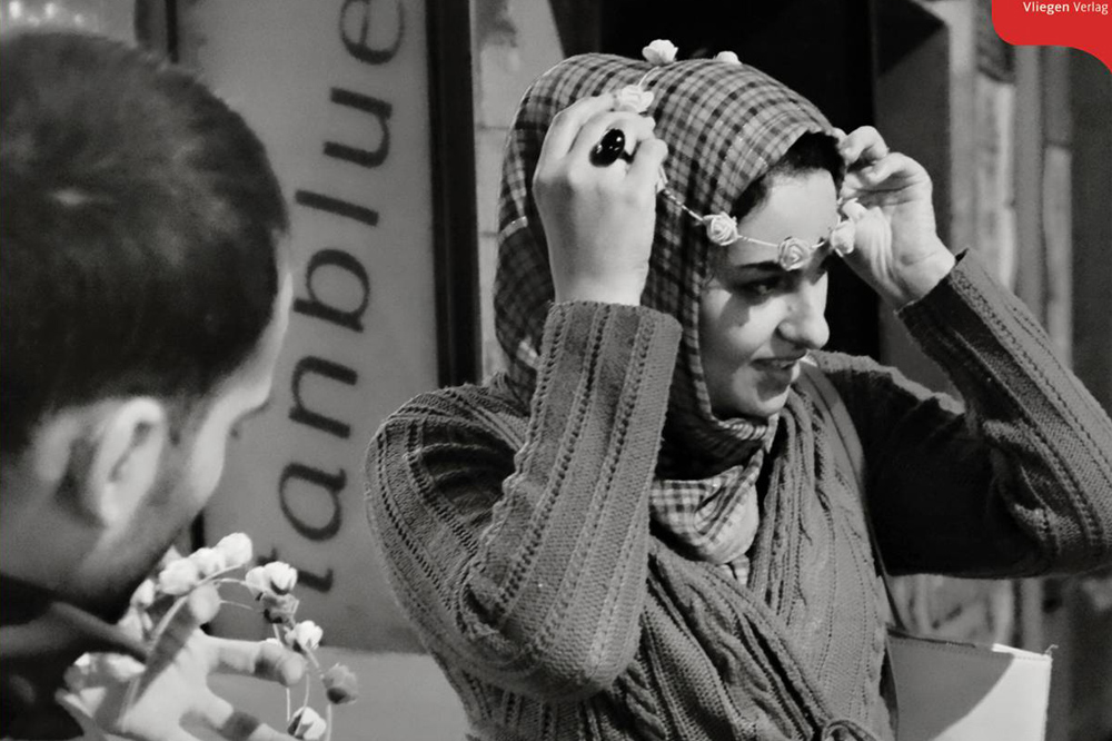 Eine patriarchalische Gesellschaft: Szablowski schreibt in seinem Buch „Weil ich dich liebe, Schwester“ unter anderem über Ehrenmorde an türkischen Frauen. / Foto: Vliegen Verlag