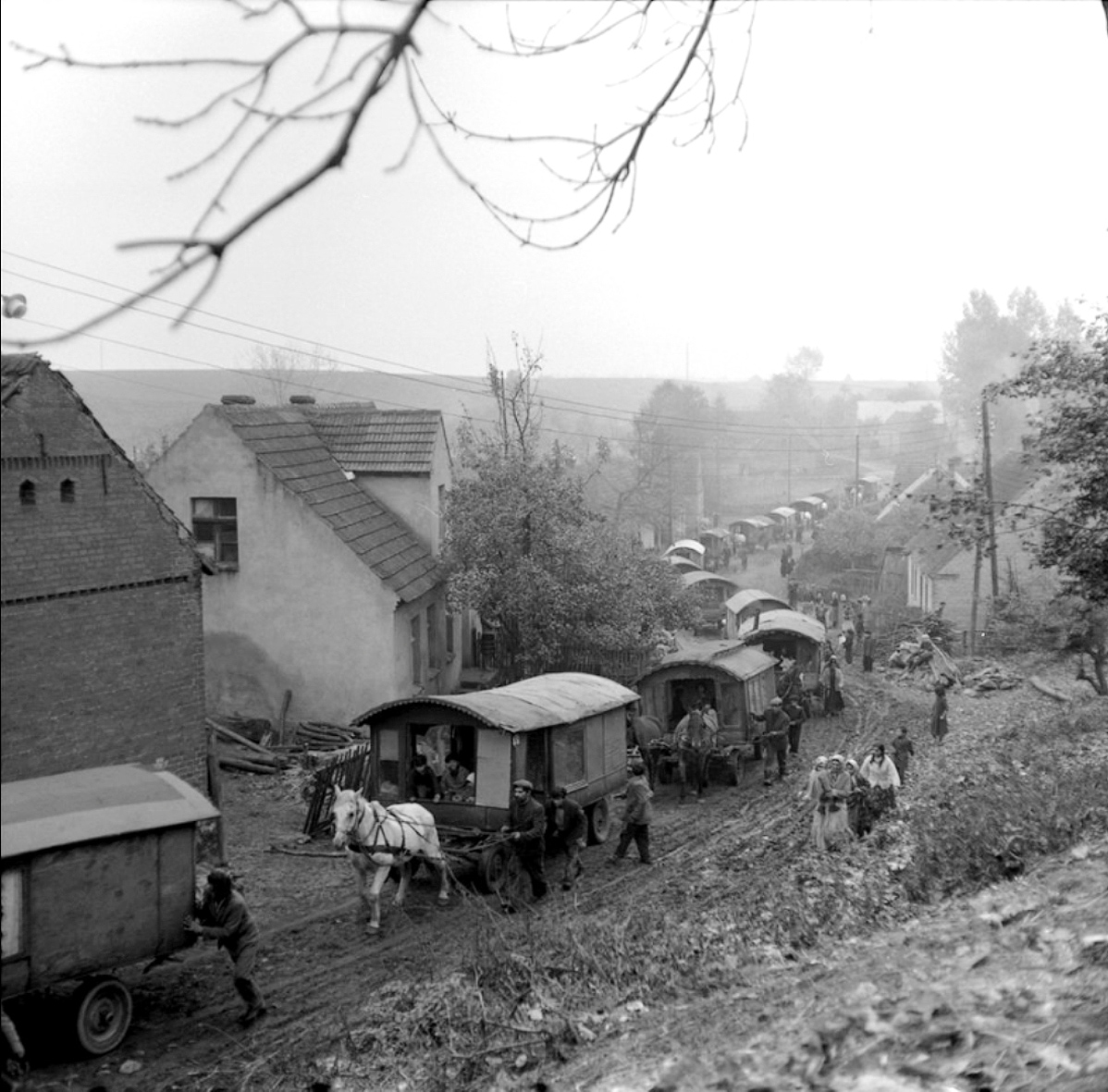 Papuszas Tagebücher, Briefe und Gedichte sind wertvolle Dokumente der Lebensrealität der polnischen Roma vor, während und nach dem Krieg. / Jerzy Dorozynski