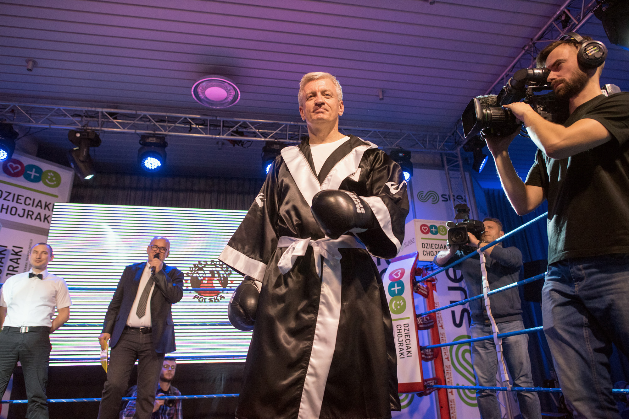 Bürgermeister von Poznan und ambitionierter Boxer Jacek Jaskowiak vor seinem Charitykampf gegen den Schwergewichtsprofi Przemyslaw Saleta./ Foto: Marek Lapis, FORUM, n-ost