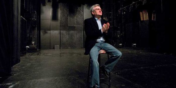 Der bisherige Intendant des Neuen Theaters Istvan Marta (© Martin Fejer / EST&OST)