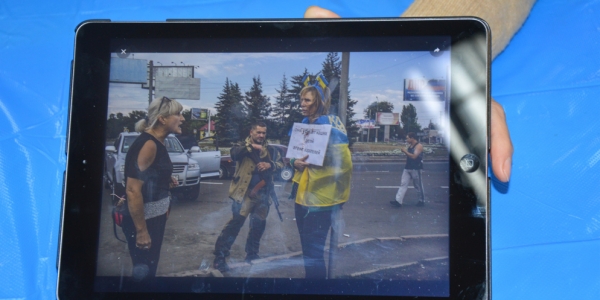 Irina Dowgan wurde tagelang von prorussischen Separatisten gefoltert. Heute lebt sie in Slowjansk und engagiert sich als Lokalpolitikerin.