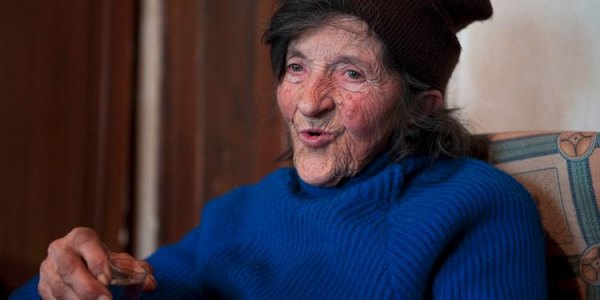 Stana Cerovic, Montenegros letzte lebende „eingeschworene Jungfrau“ / Jelena Kulidzan, n-ost