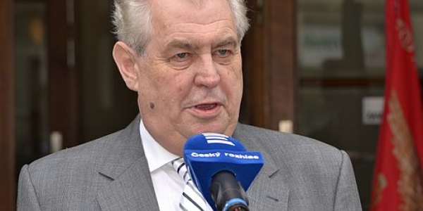 Der tschechische Präsident Milos Zeman fährt nun doch nicht zur Militärparade nach Moskau. / Wikipedia CC ASA 3.0