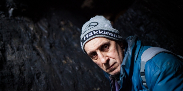Seit Roman Janiszek 1990 seinen Job im staatlichen Bergbau verlor, arbeitet er illegal als sogenannter „Kohlespecht“. / Foto Michael Biach, n-ost