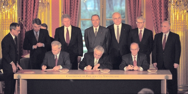 1995 wurde mit der Unterzeichnung des Dayton-Vertrags der Krieg in Bosnien beendet. / CIA, public domain